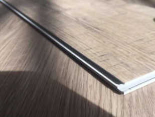 Should The Floor Be Dark Or Light?